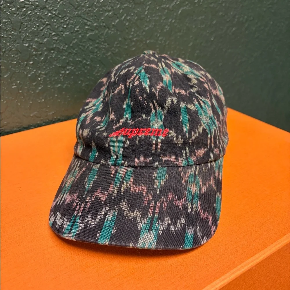 Supreme Multicolor Patterned Hat - Picture 3 of 5